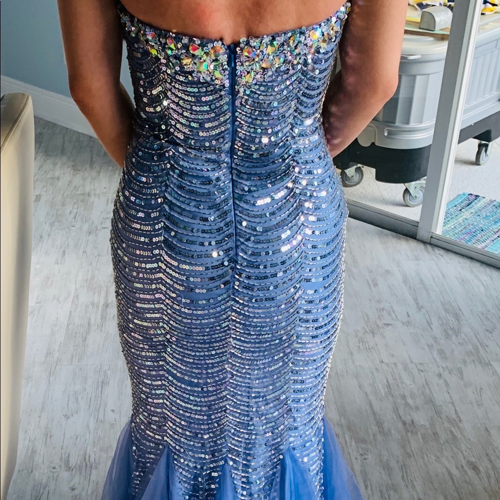 Tony Bowls Mermaid Dress - Picture 3 of 4